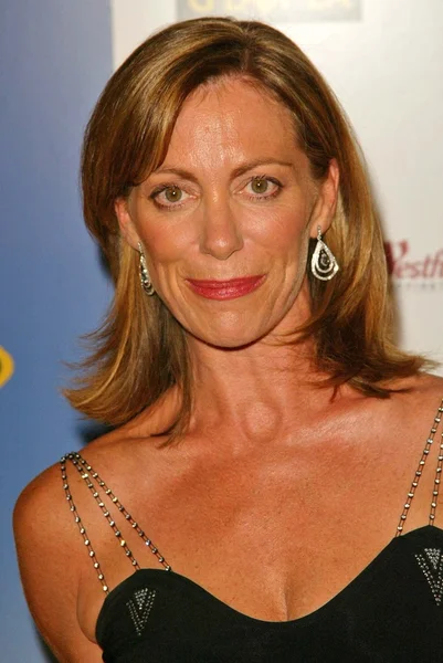 Kerry armstrong op de 2e jaarlijkse penfolds gala zwarte stropdas diner op de eeuw plaza hotel, century city, ca. 01-15-05 — Stockfoto