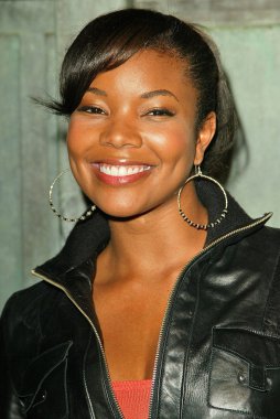 dergisinin 6 yıl yıldönümü partisi gösteriş yapmak