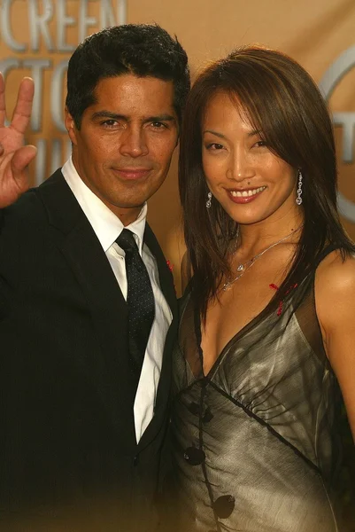 Esai morales i carrie ann inaba — Zdjęcie stockowe