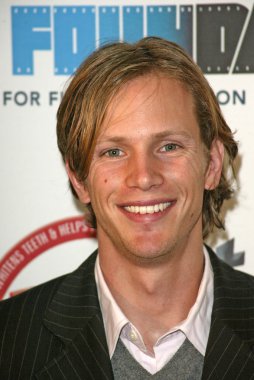 Martin Scorsese'nin filmi Vakfı yararına için siyah ve beyaz partisi