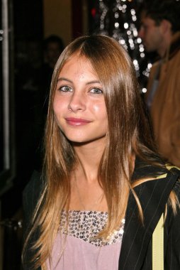 Willa holland