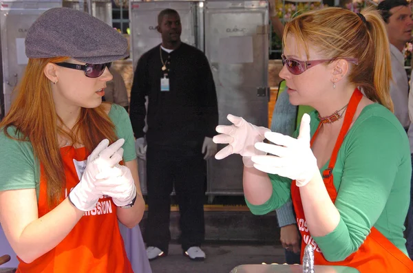 The Los Angeles Mission Easter Event — Stock Photo, Image