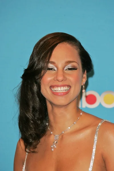 Alicia Keyes ai Billboard Music Awards 2004 - Sala Stampa, MGM Grand Garden Arena, Las Vegas, NV 12-08-04 — Foto Stock