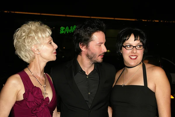 Patricia Taylor, Keanu Reeves and Kim Reeves — Stock Photo, Image