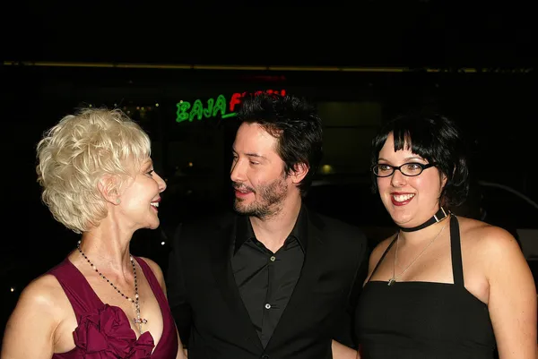 Patricia Taylor, Keanu Reeves and Kim Reeves — Stock Photo, Image