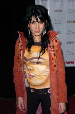 Kağıt dergisi 8 yıllık güzel