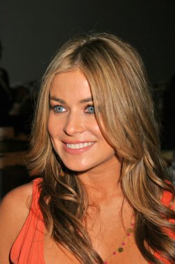 Carmen electra