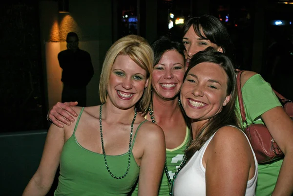 Universal Citywalk St. Patrick's Day Pub Crawl — Stock Photo, Image