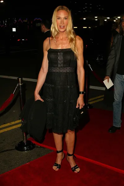 Kelly Lynch At the Los Angeles Premiere of Sin City at Mann National Theater, Westwood, CA 03-28-05 — Stock Photo, Image