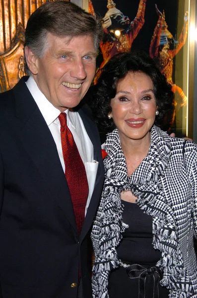 Gary Collins et Mary Ann Mobley — Photo