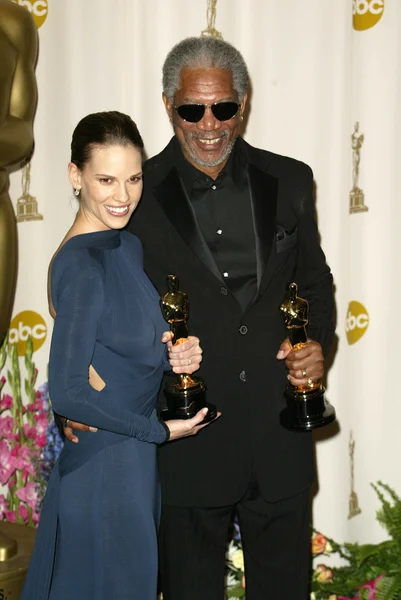 Hilary Swank and Morgan Freeman — Stock Photo, Image