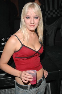 Jane Booke Design Studio koleksiyonu moda defilesi