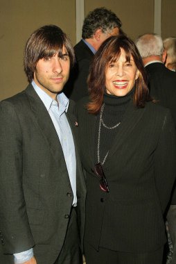 Jason schwatzman ve talia shire
