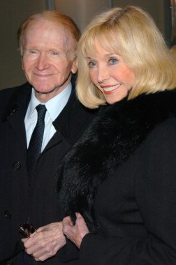 Kırmızı Düğmeler ve jane wooster scott