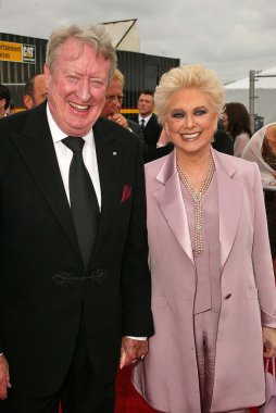 Tom poston ve suzanne pleshette