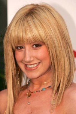 Ashley tisdale