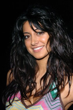 Noureen DeWulf