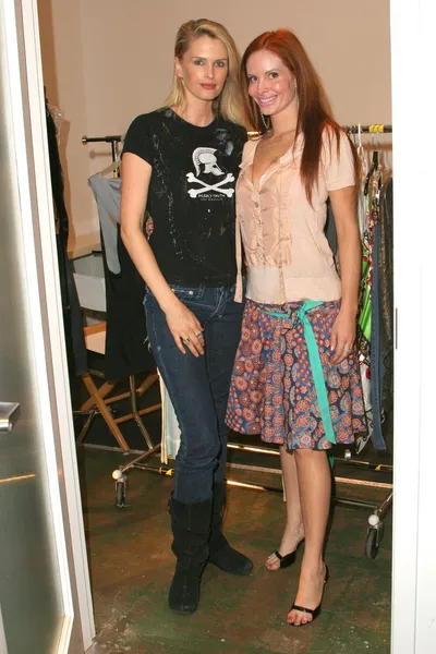 Kylie Bax e Phoebe Price — Fotografia de Stock