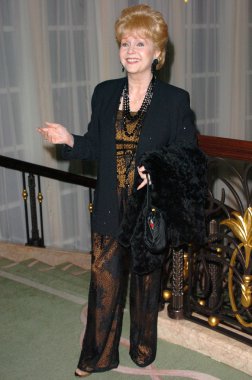 Beverly Hills Tiyatro Loncaları 25. Geleneksel Yemek