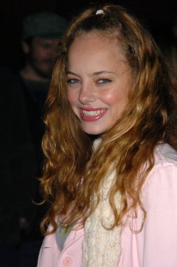 Bijou Phillips