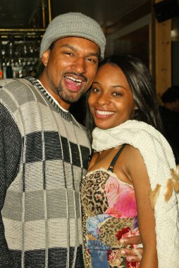 kena Zakia'nın doğum günü ve web sitesi denize indirmek eğlenti