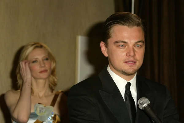 Cate Blanchett y Leonardo Dicaprio — Foto de Stock