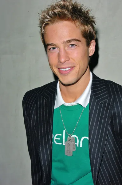 Ryan Carnes — Stock Photo, Image