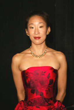 Sandra Oh