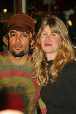 Ben Harper, Laura Dern