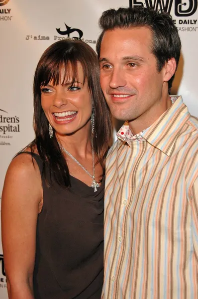 Jaime Pressly and Tom Breitling — Stock Photo, Image
