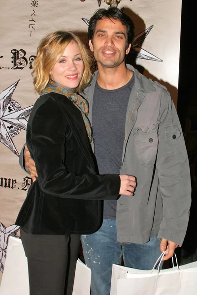 Christina applegate und johnathonschaech — Stockfoto