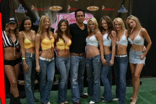 Lingerie Bowl 2005 Viewing Party — Stock Photo, Image