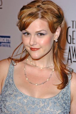 Sara Rue