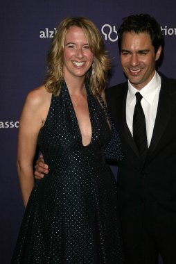 Alzheimer Derneği'nin 13 yıllık 