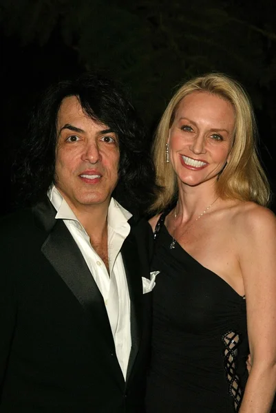 Paul stanley en clive davis — Stockfoto