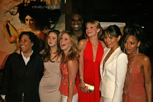 Helio robinson, devon aoki, jill ritchie, michael clarke duncan, sara foster, jordana brewster, meagan bom — Fotografia de Stock