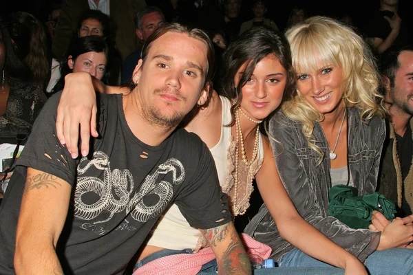 Sean stewart, caroline d'amore och kimberly stewart — Stockfoto