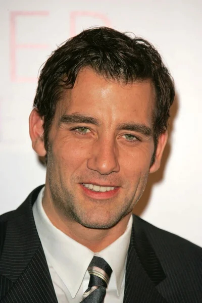 Clive Owen — Stockfoto