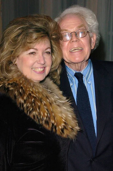 Stan freberg そしての妻ベティ — ストック写真