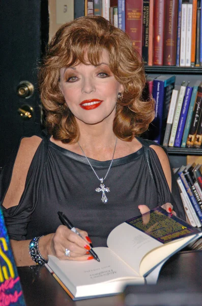 Joan Collins Bookstore Appearance at BookSoup — Stock Photo, Image