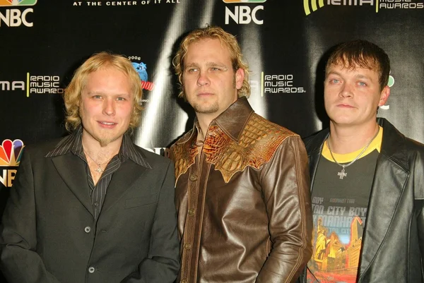 3 Doors Down at the 2004 Radio Music Awards, Aladdin Hotel, Las Vegas, NV 10-25-04 — Stock Photo, Image