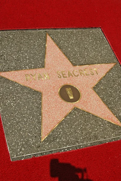 Estrella en el Ryan Seacrest Honrado — Foto de Stock