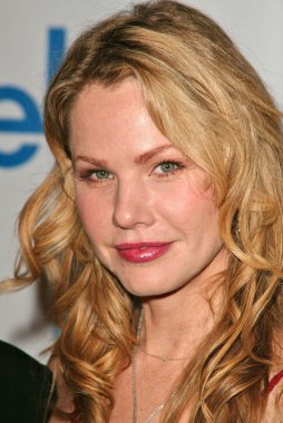 Andrea Roth