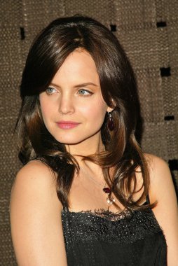 işlenmemiş elmas tarafından sunulan stil dergisi 2005