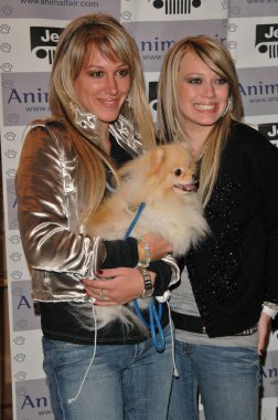 Jeep yaygaracı saat ve Febreze evde beslenen hayvan moda defilesi