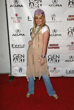 Ashley tisdale