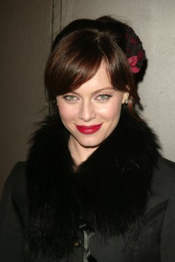 Melinda Clarke