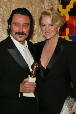 Ian mcshane ve eşi