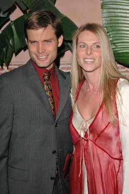 Casper van dien ve catherine oxenberg