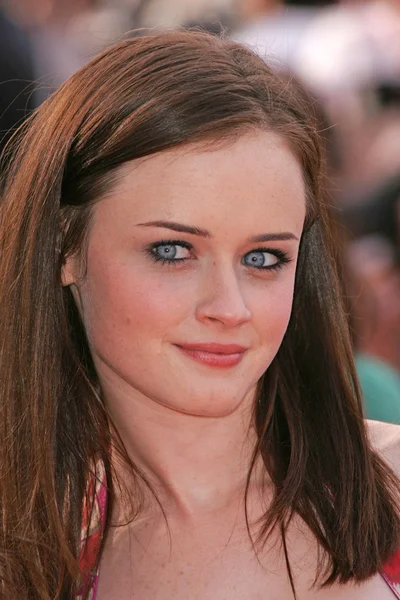 2005 Nickelodeon Kids Choice Awards - Arrivals. Alexis Bledel — Stock Photo, Image